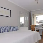 Metropol, Whg 1, Landseite